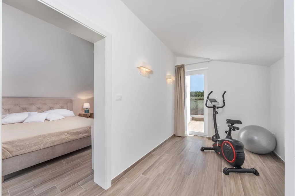 6-Bedroom Villa in Poreč for Up to 12 Guests