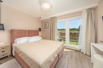 6-Bedroom Villa in Poreč for Up to 12 Guests