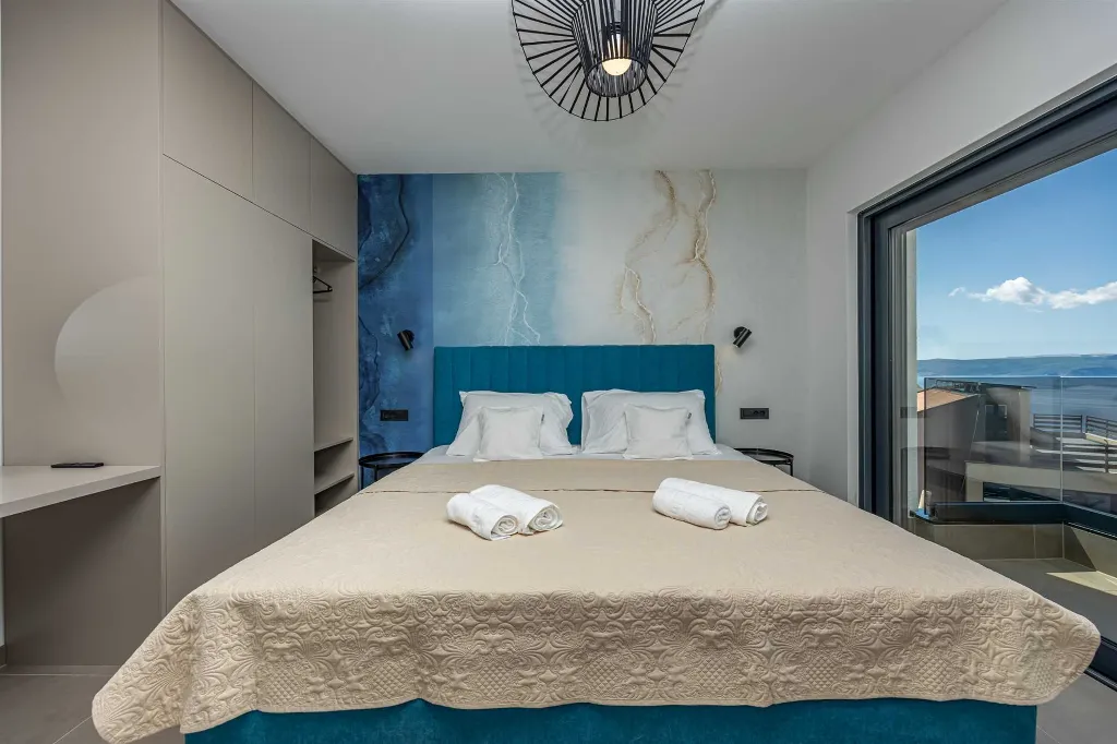Heated Pool Villa with Jacuzzi in Crikvenica