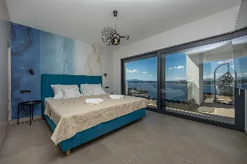 Heated Pool Villa with Jacuzzi in Crikvenica