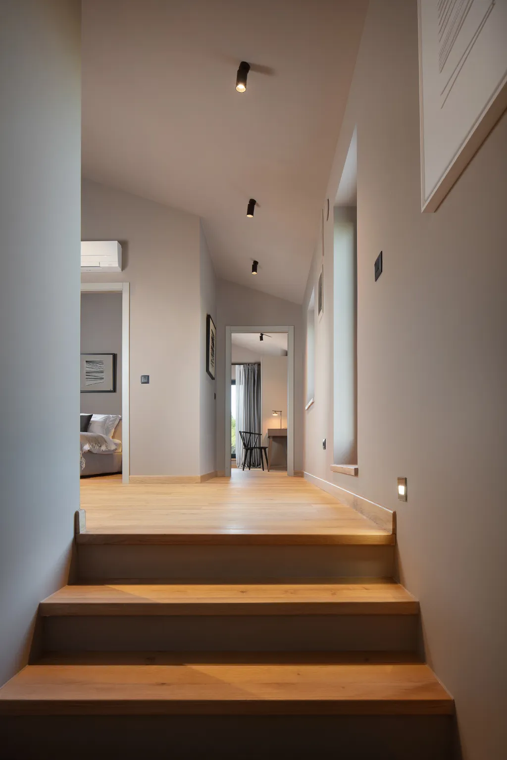 Villa with Pool & Sauna in Poreč for 6 Guests