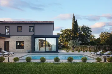 Villa with Pool & Sauna in Poreč for 6 Guests