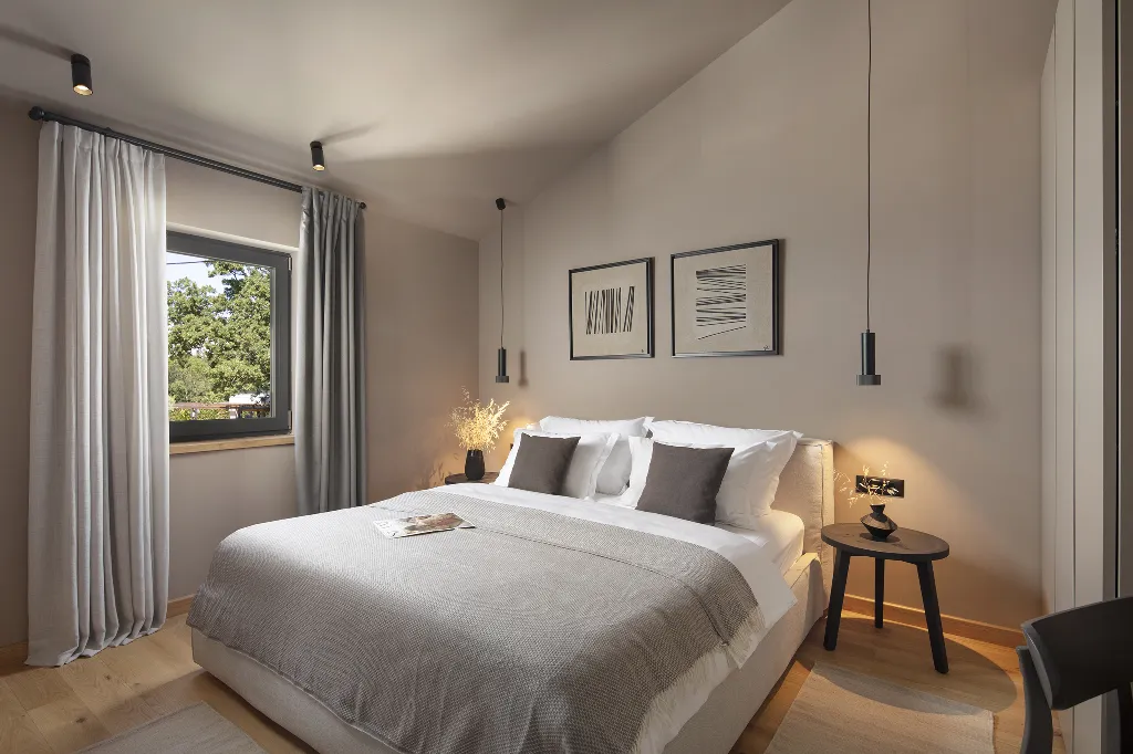 Villa with Pool & Sauna in Poreč for 6 Guests