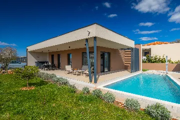Radetići Villa with Private Pool for Up to 5