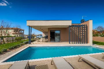 Radetići Villa with Private Pool for Up to 5