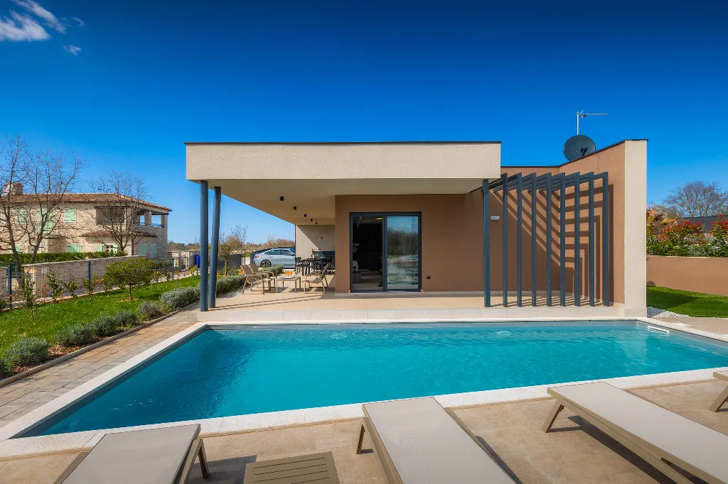 Radetići Villa with Private Pool for Up to 5