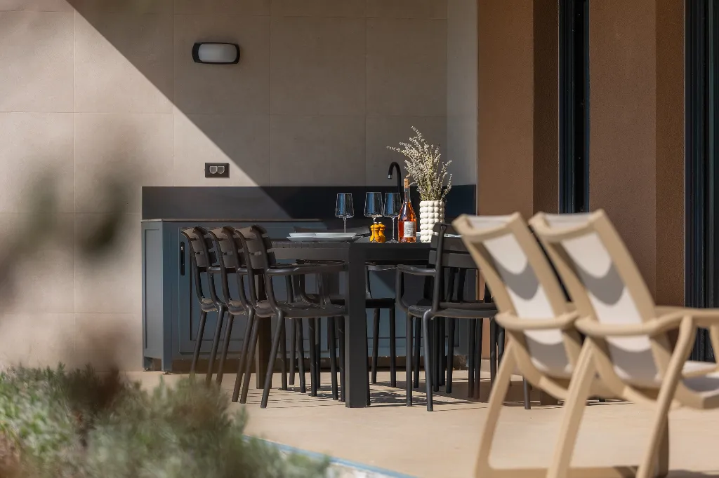 Radetići Villa with Private Pool for Up to 5