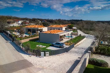 Radetići Villa with Private Pool for Up to 5