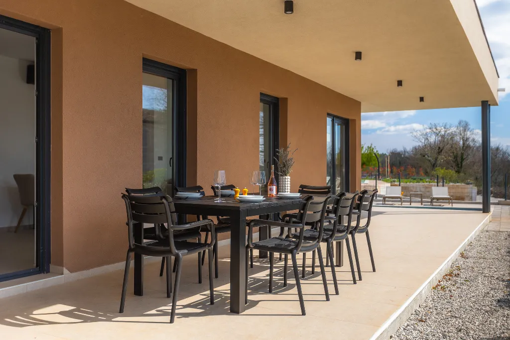 Radetići Villa with Private Pool for Up to 5