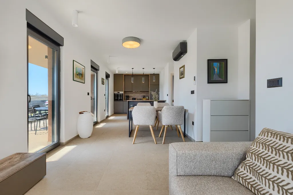 Radetići Villa with Private Pool for Up to 5