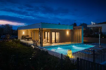 Radetići Villa with Private Pool for Up to 5