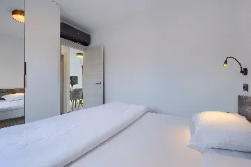 Radetići Villa with Private Pool for Up to 5