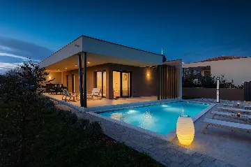 Radetići Villa with Private Pool for Up to 5