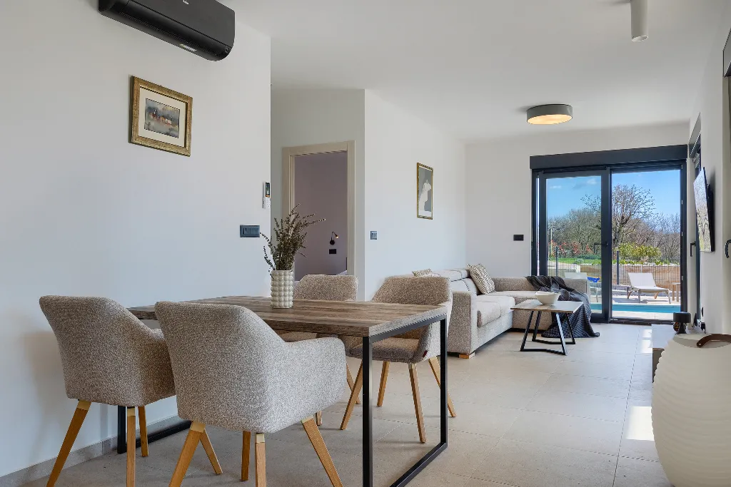 Radetići Villa with Private Pool for Up to 5
