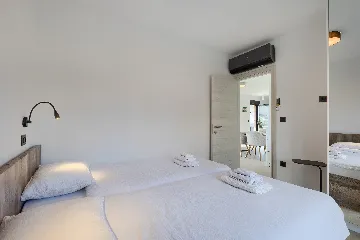 Radetići Villa with Private Pool for Up to 5