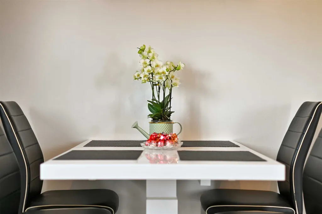 Holiday House in Dubrovčan for Up to 4 Guests