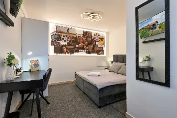 Holiday House in Dubrovčan for Up to 4 Guests