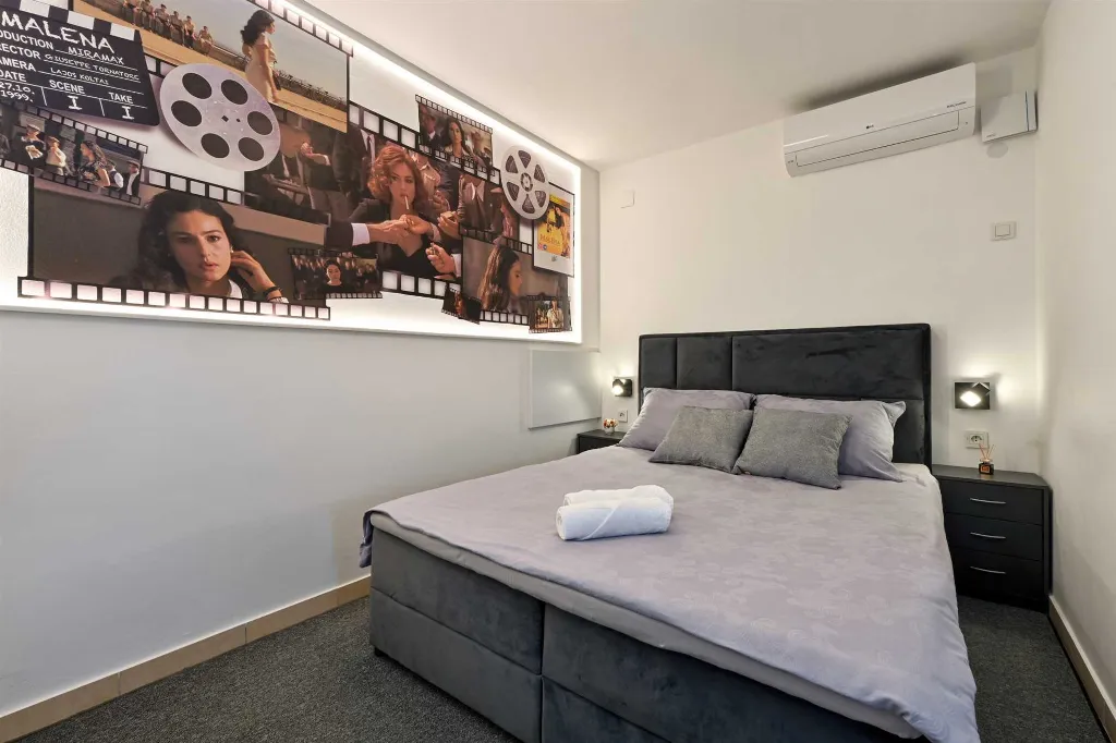 Holiday House in Dubrovčan for Up to 4 Guests