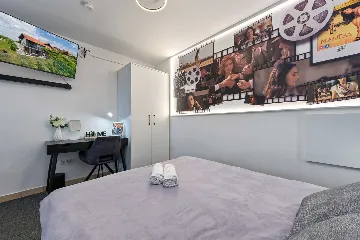 Holiday House in Dubrovčan for Up to 4 Guests