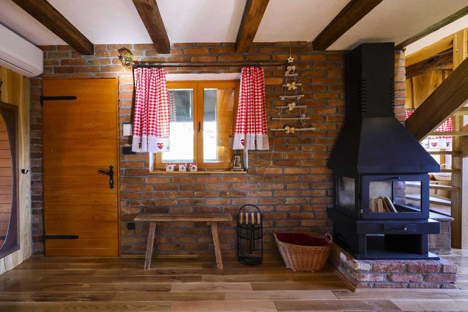 Tomek's House – Rural Holiday Home