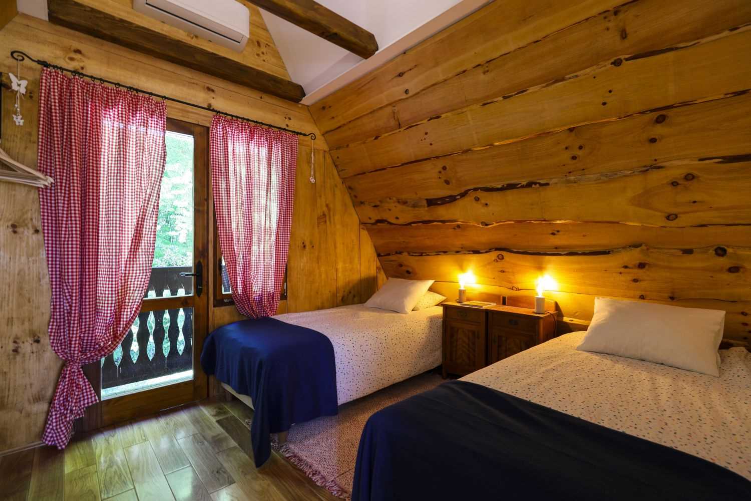 Tomek's House – Rural Holiday Home