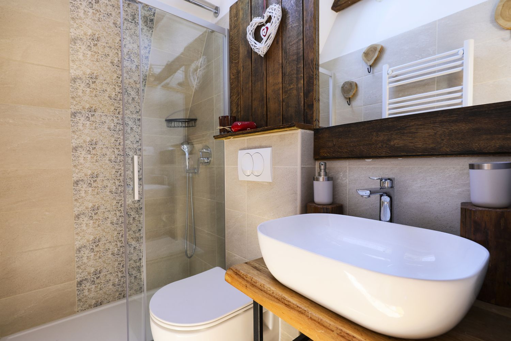 Holiday House in Stubičke Toplice for 4–5 Guests