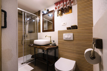 Holiday House in Stubičke Toplice for 4–5 Guests