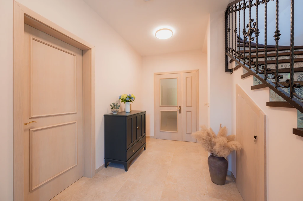 Villa in Stubicke Toplice for 6 Guests
