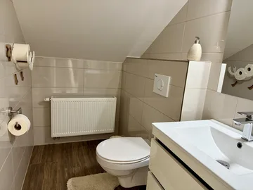 Two-Bedroom Holiday House in Hum na Sutli