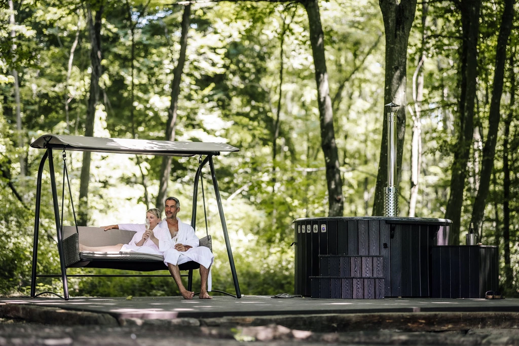 Glass House Cabin for 2 in Dubrava, Croatia