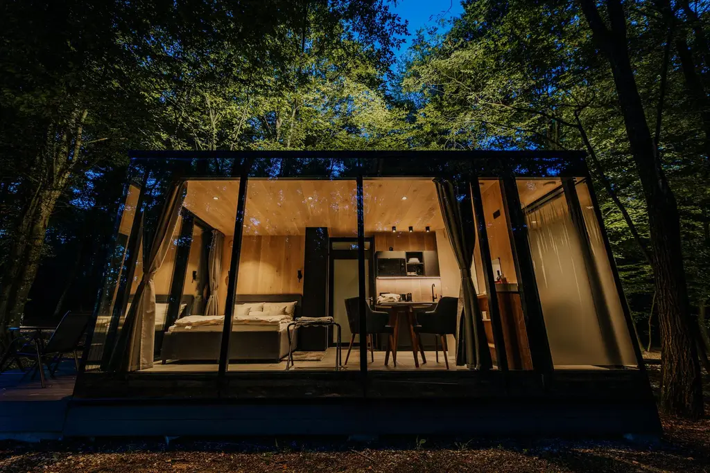 Glass House Cabin for 2 in Dubrava, Croatia