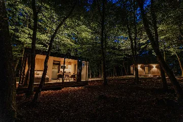 Cabin for 2 with Glass Walls in Dubrava, Croatia