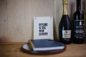 Cabin for 2 with Glass Walls in Dubrava, Croatia