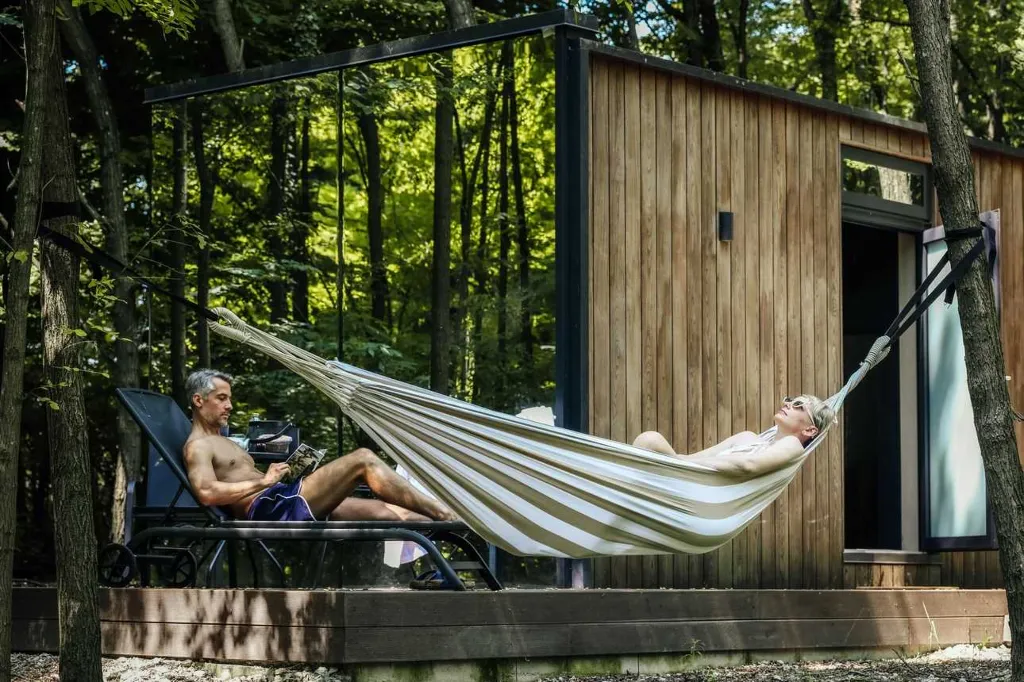 Glass House Cabin for 2 Guests in Dubrava, Croatia