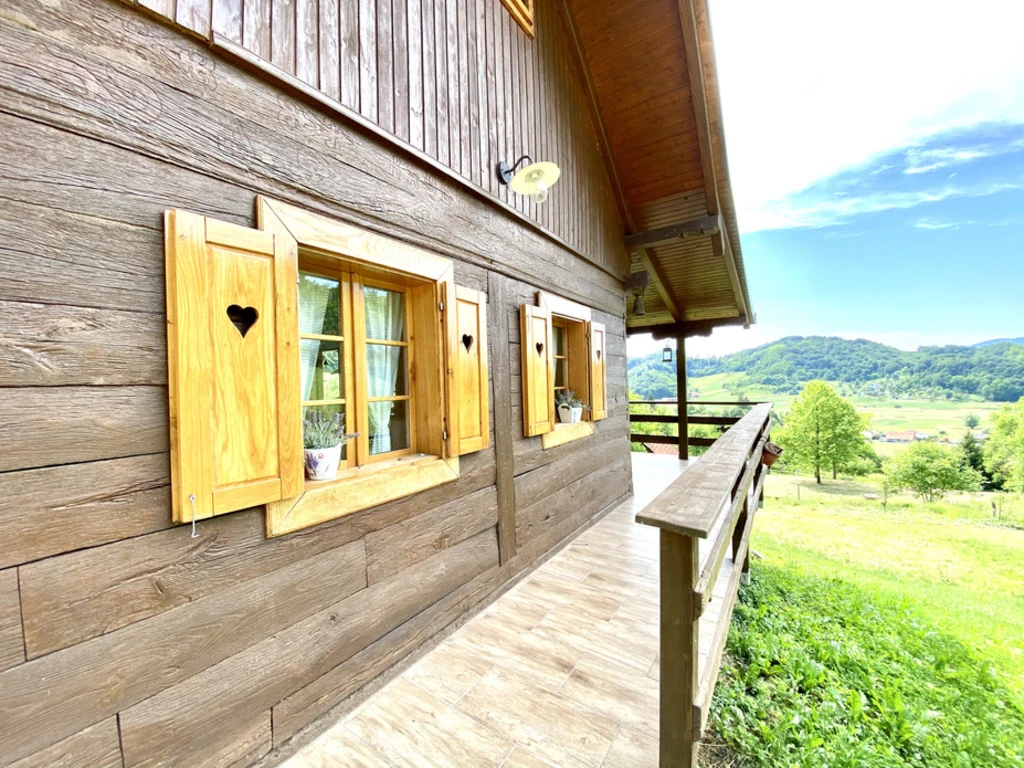 Holiday house for 4 guests in Mala Erpenja