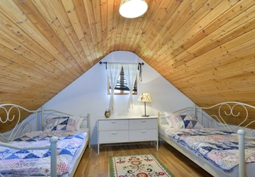 Holiday house for 4 guests in Mala Erpenja