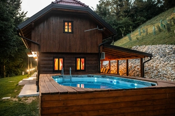 Two-Bedroom Holiday House in Klanjec with Jacuzzi