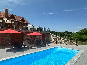 Wooden Villa in Veliko Trgovišće for 6 Guests