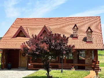 Wooden Villa in Veliko Trgovišće for 6 Guests