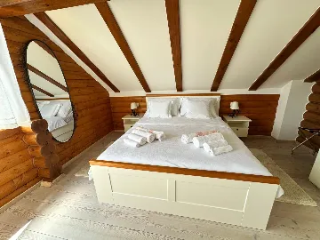 Wooden Villa in Veliko Trgovišće for 6 Guests