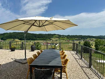 Wooden Villa in Veliko Trgovišće for 6 Guests
