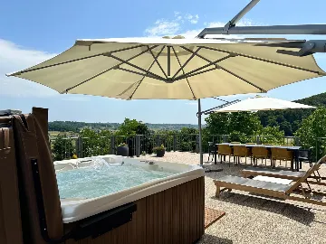 Wooden Villa in Veliko Trgovišće for 6 Guests