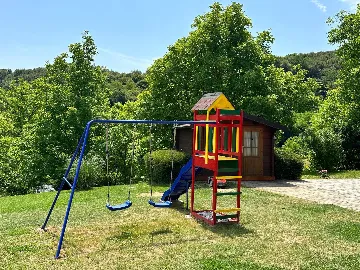 Wooden Villa in Veliko Trgovišće for 6 Guests