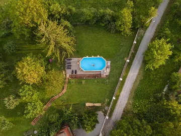 Mihovljan Holiday House with Pool and Jacuzzi