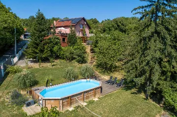 Mihovljan Holiday House with Pool and Jacuzzi