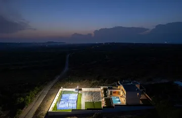 Kakma 4-Bedroom Villa with Padel Court