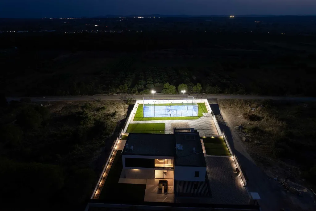 Kakma 4-Bedroom Villa with Padel Court