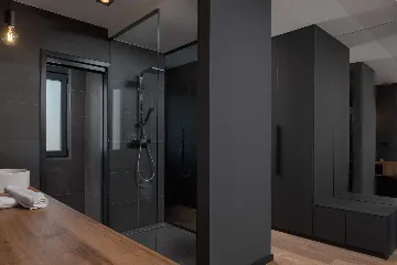 Kakma 4-Bedroom Villa with Padel Court