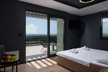 Kakma 4-Bedroom Villa with Padel Court