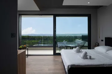 Kakma 4-Bedroom Villa with Padel Court